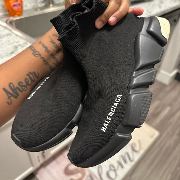 WOMEN'S SPEED RECYCLED KNIT SNEAKER IN BLACK size 36(6) - Picture 3 of 5